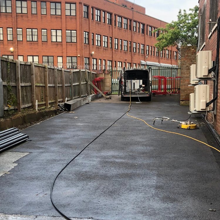 Commercial yard, tarmac clean, by Hydra Restore