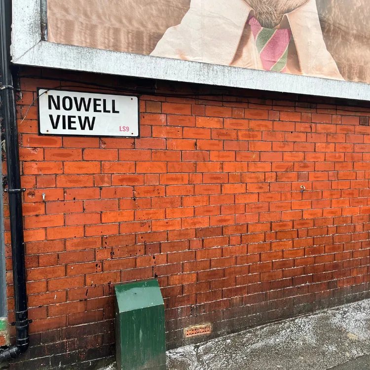 Brickwork, graffiti removed, harehills, by Hydra Restore